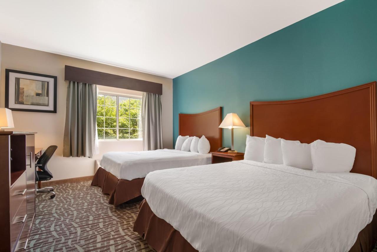 Surestay Plus Hotel By Best Western Topeka Exteriér fotografie