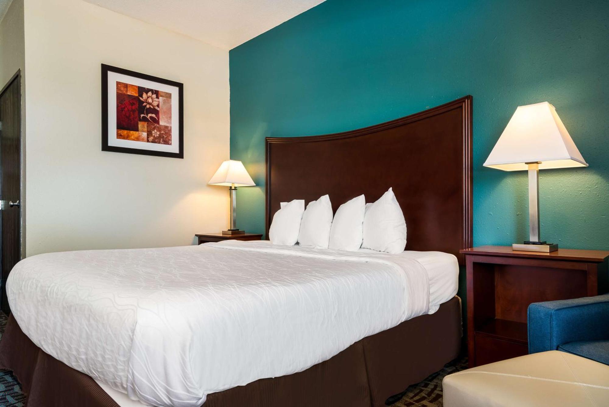 Surestay Plus Hotel By Best Western Topeka Exteriér fotografie