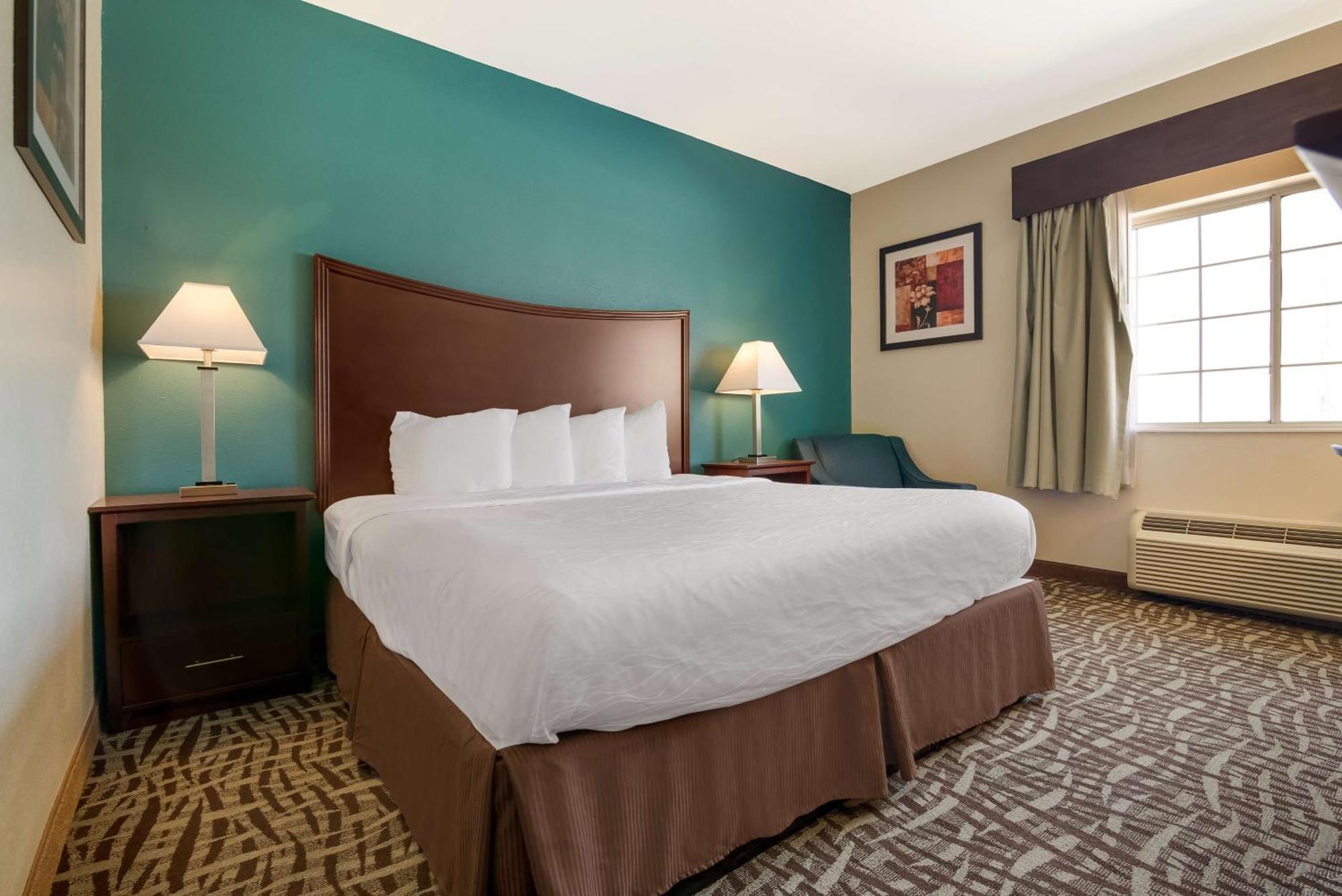 Surestay Plus Hotel By Best Western Topeka Exteriér fotografie